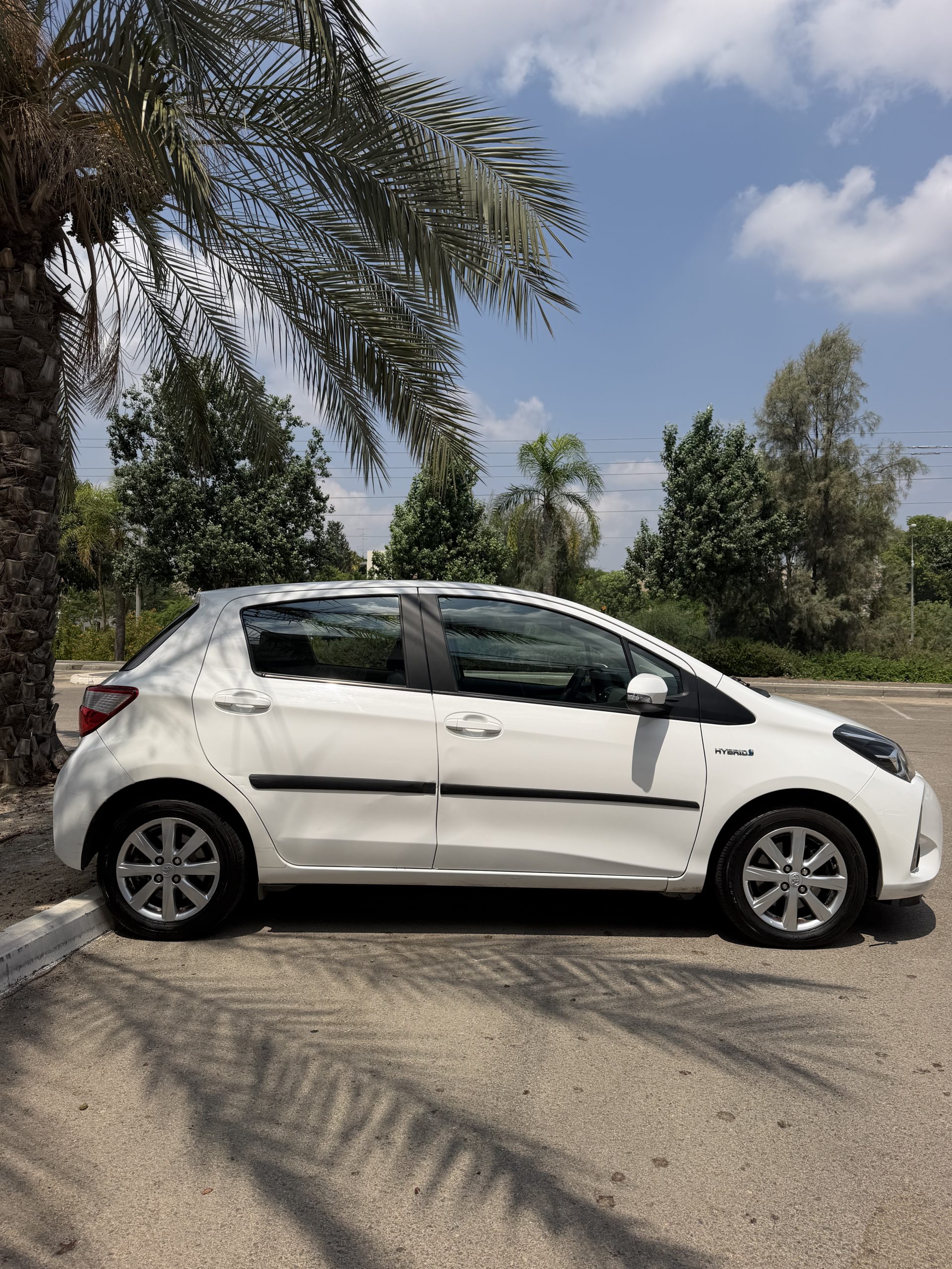 Toyota Yaris Hybrid 2018 – תמונה 4